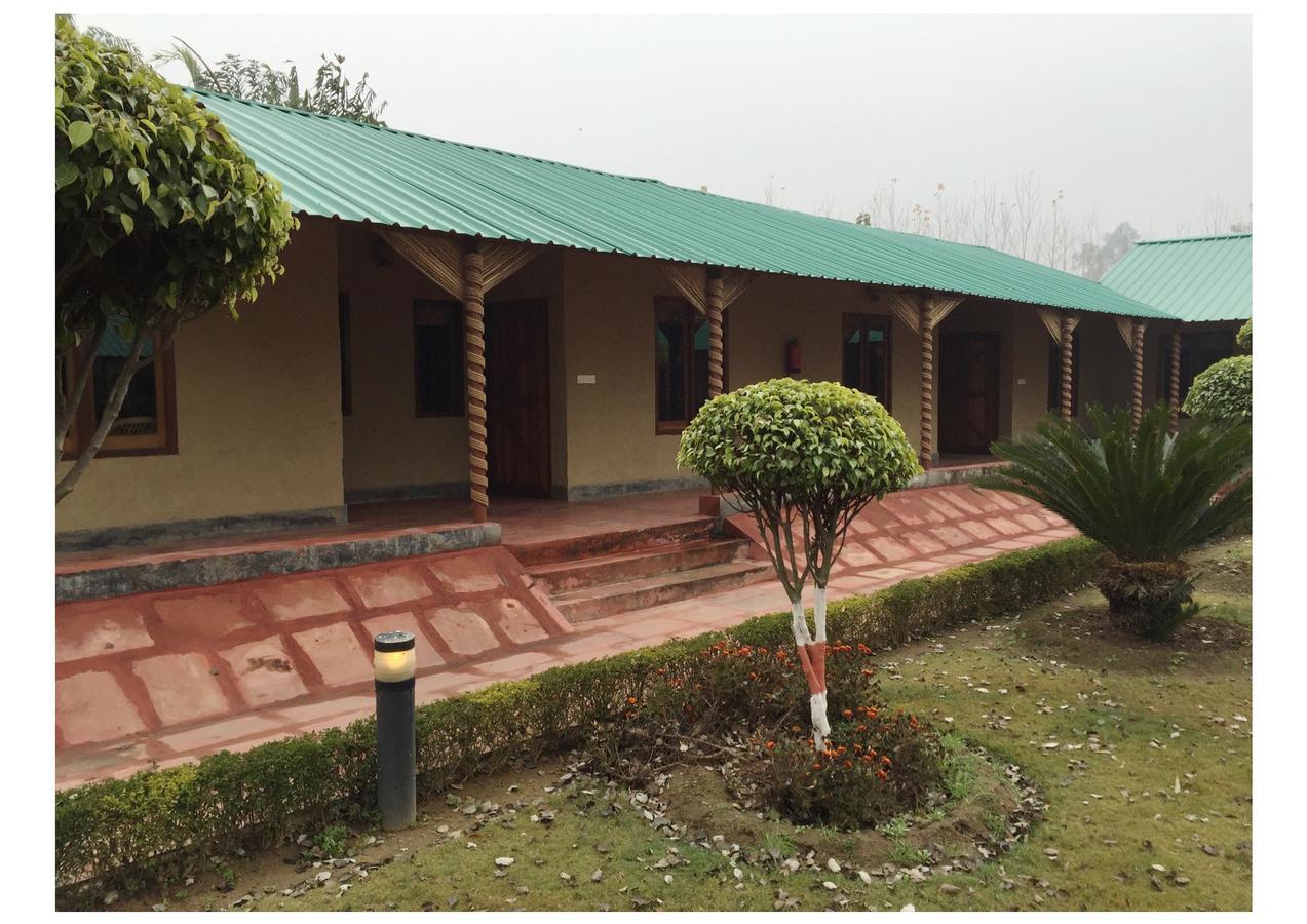 Dr. Sudha'S Ayurveda Otel Muzaffarnagar Dış mekan fotoğraf